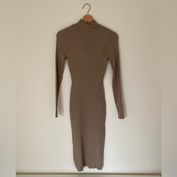 H&M Rib-Knit Mock Turtleneck Dress in Beige (Small) - Picture 4 of 5